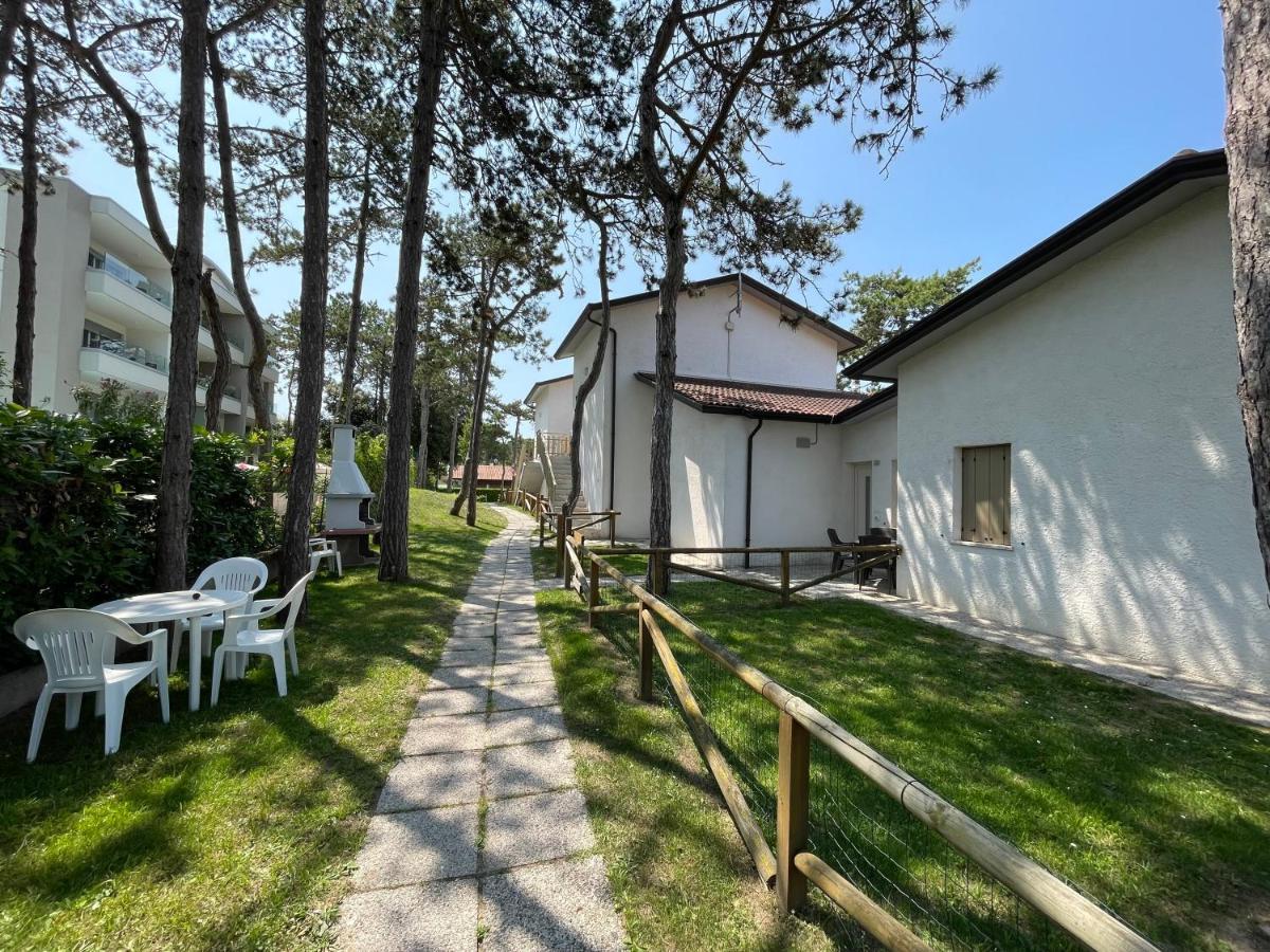 Villaggio Pineta Bibione Buitenkant foto